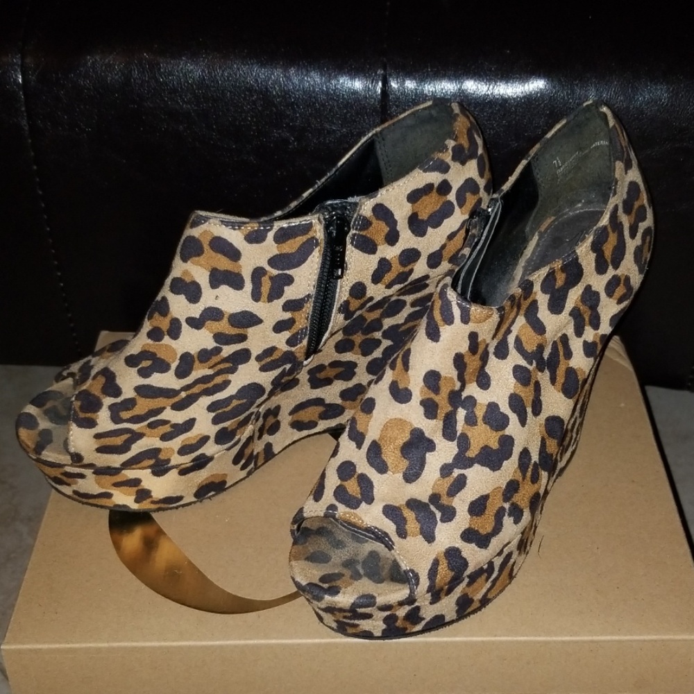 Mossimo Booties